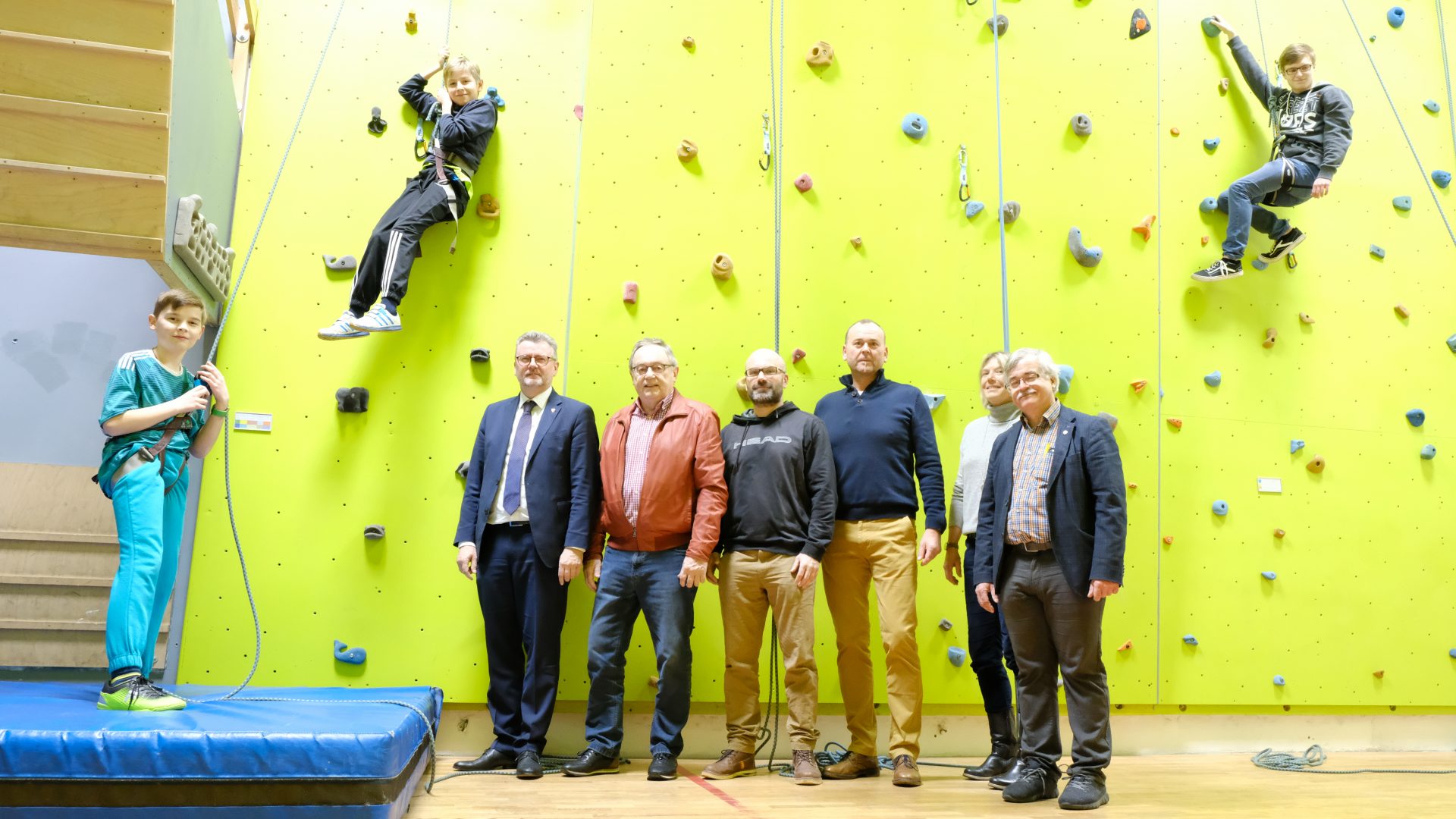 Climbing hall opening